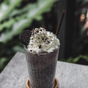 beverage, frappe, shake, drink, cold, cream, glass, refreshing, liquid, nature, summer, oreo